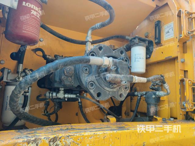 液壓泵斜45?左（大件艙室）