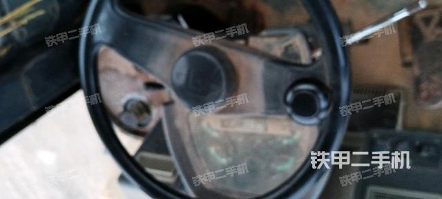 駕駛室操作臺(tái)（整機(jī)外觀及大件）