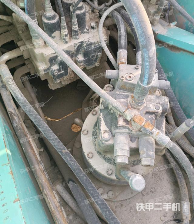 回轉(zhuǎn)馬達(dá)(上車(chē)部件) 回轉(zhuǎn)馬達(dá)(上車(chē)部件)