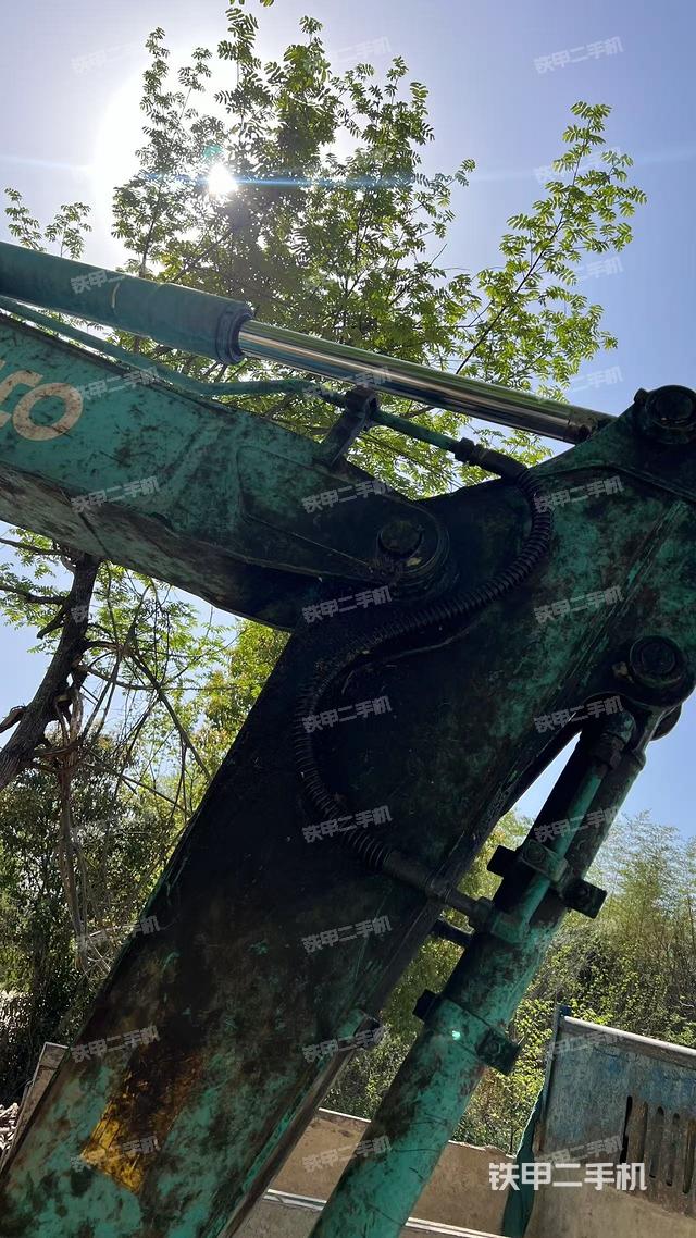 小臂整體左后（工作和回轉(zhuǎn)裝置）