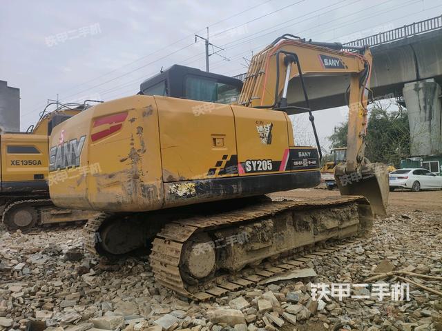 右后45(整機外觀) 右后45(整機外觀)