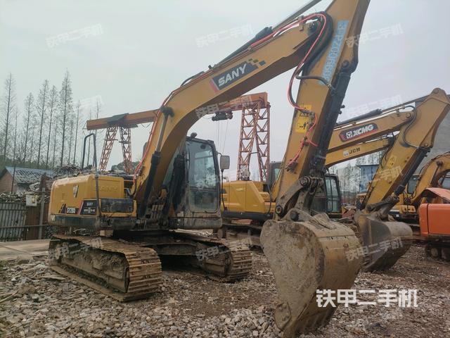 右前45(整機外觀) 右前45(整機外觀)