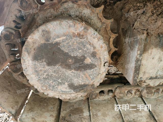 右驅(qū)動(dòng)輪（行走機(jī)構(gòu)）