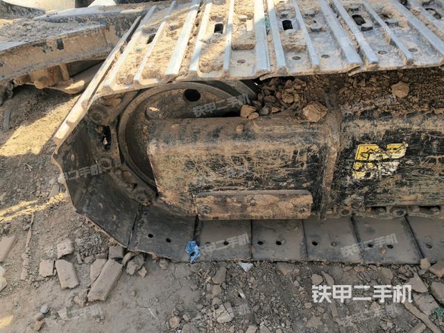 左側(cè)行走馬達(dá)蓋板（行走機(jī)構(gòu)）