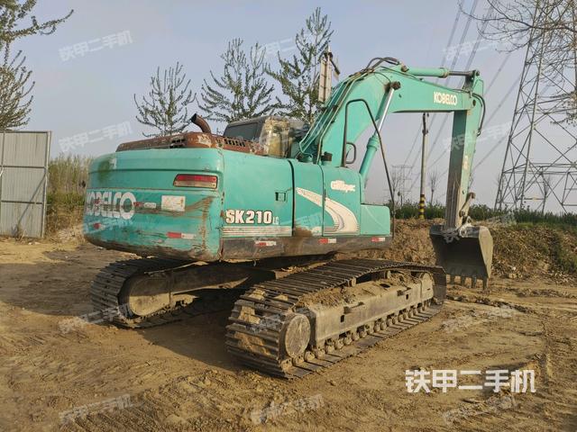右后45(整機(jī)外觀) 右后45(整機(jī)外觀)