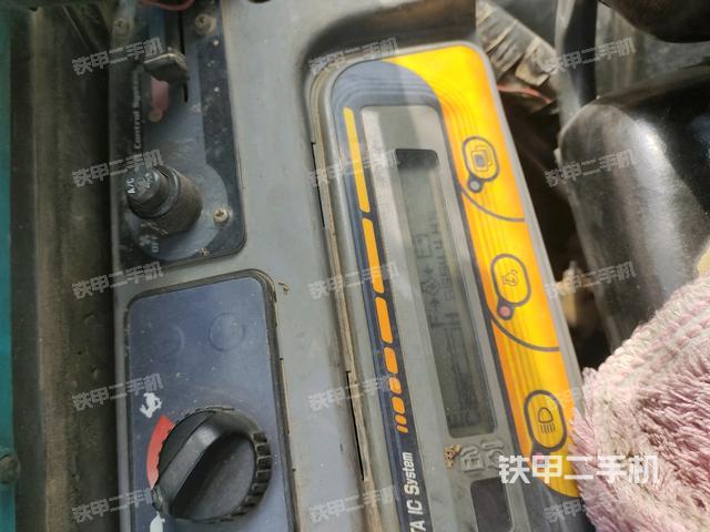 显示屏 （驾驶室部分）