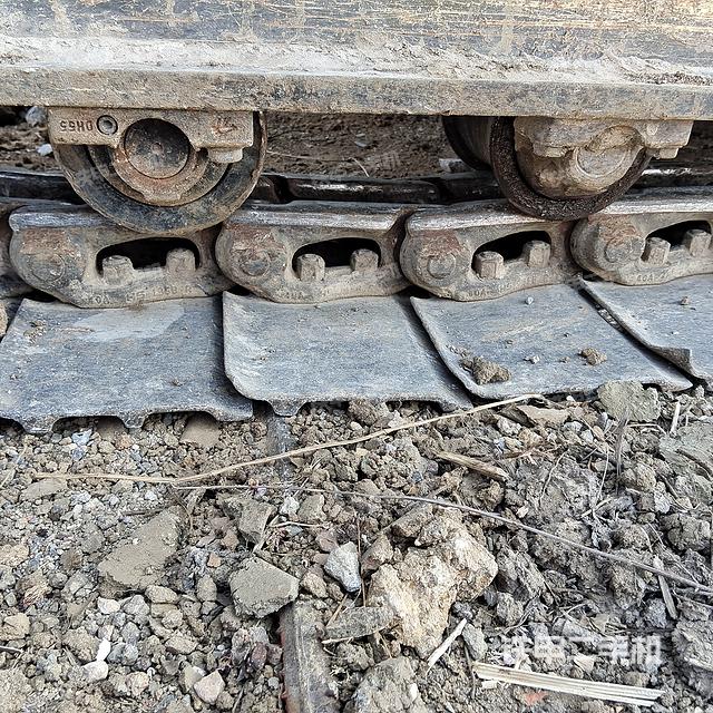 單側(cè)履帶整體（整機外觀）