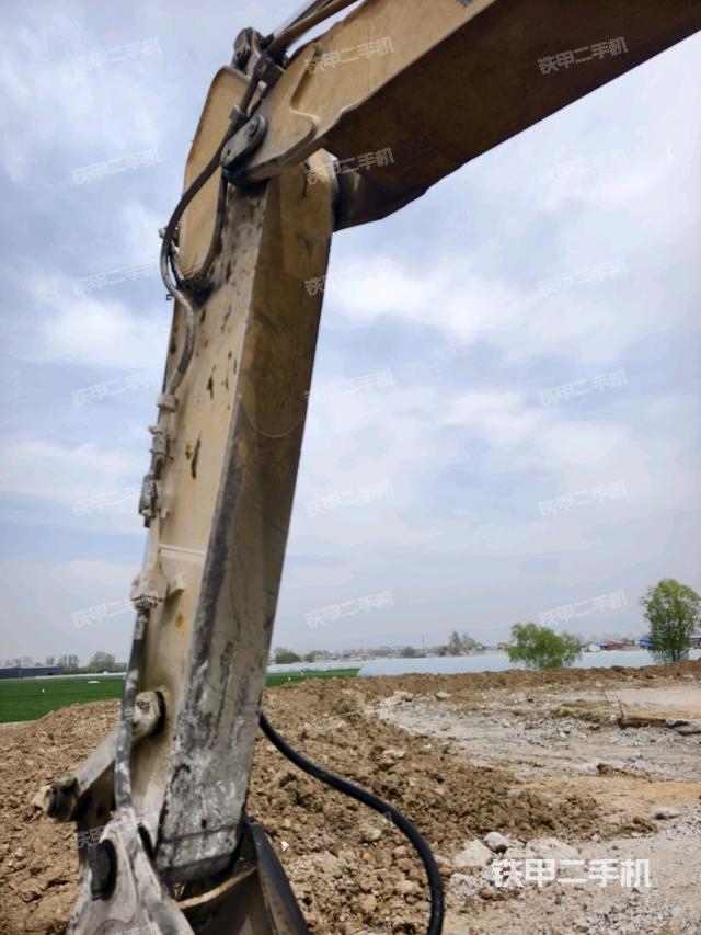 小臂整體左后（工作和回轉(zhuǎn)裝置）