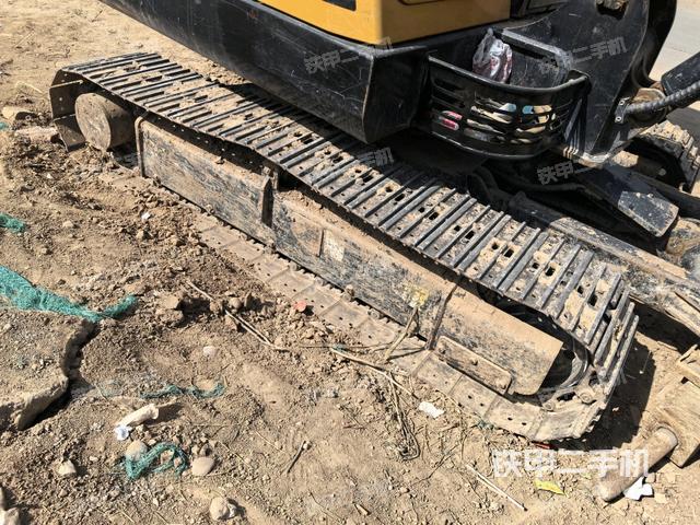 右側(cè)履帶整體?（行走機(jī)構(gòu)）