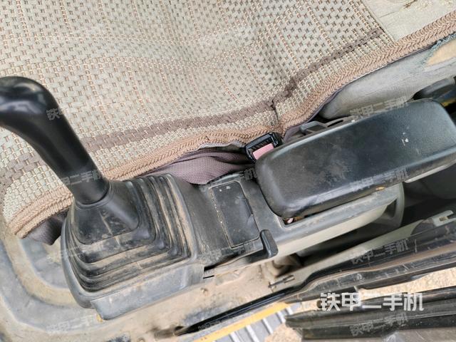 座椅后部（駕駛室部分）