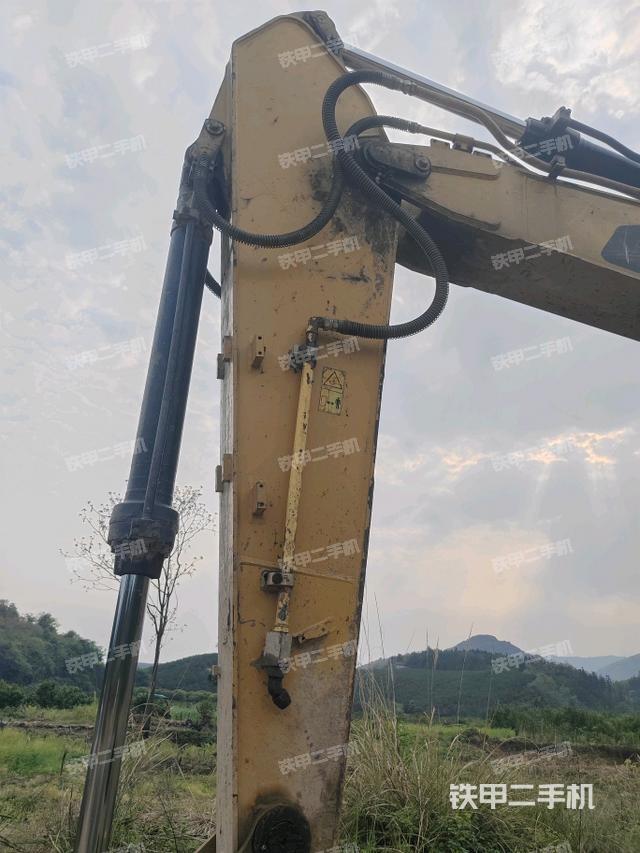 小臂整體左后（工作和回轉(zhuǎn)裝置）