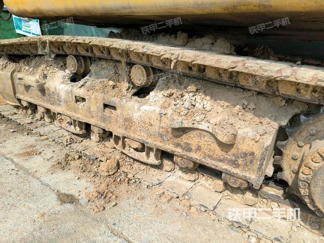 右側(cè)行走馬達(dá)蓋板（行走機(jī)構(gòu)）