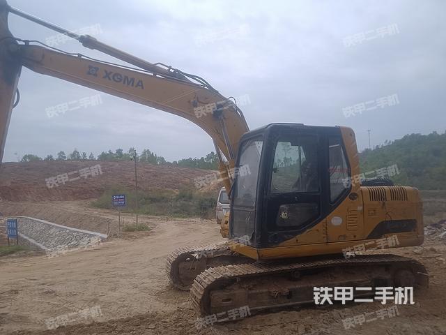 整機(jī)右后45°(整機(jī)外觀) 整機(jī)右后45°(整機(jī)外觀)