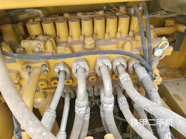 分配閥（上車部件）