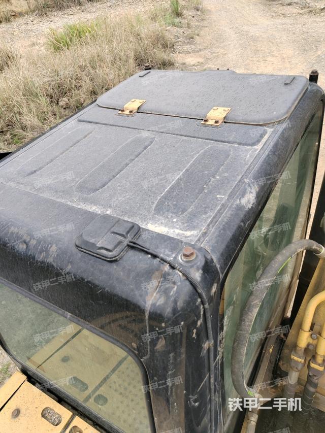 駕駛室頂部俯視（上車部件）