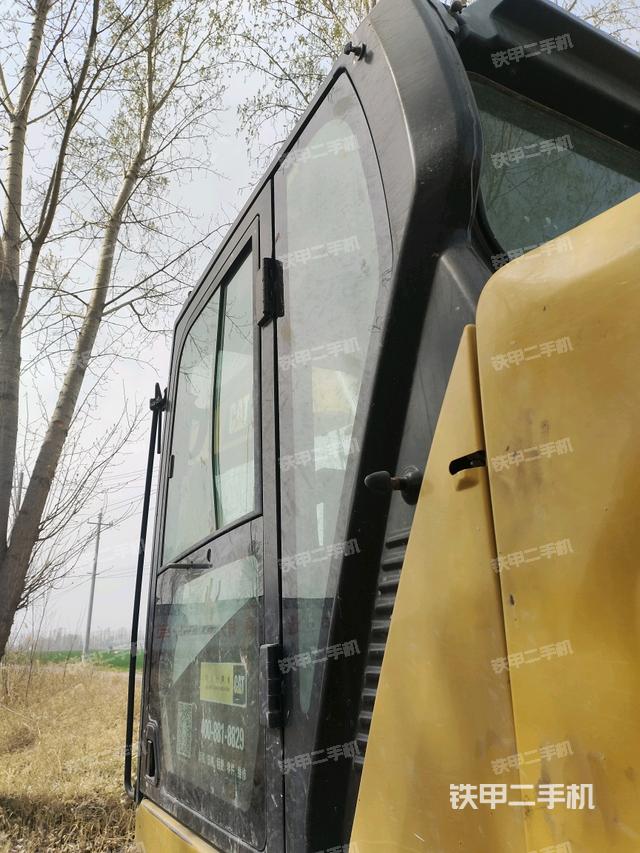 駕駛室左后45度（駕駛室部分）