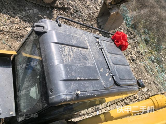 駕駛室頂部俯視(上車部件) 駕駛室頂部俯視(上車部件)