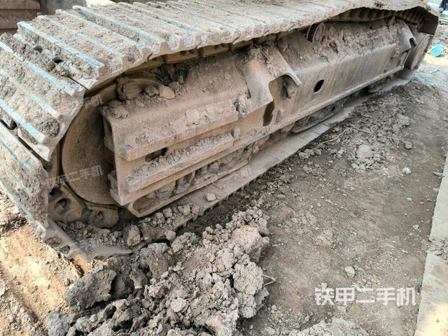 右側(cè)履帶整體（行走機構(gòu)）