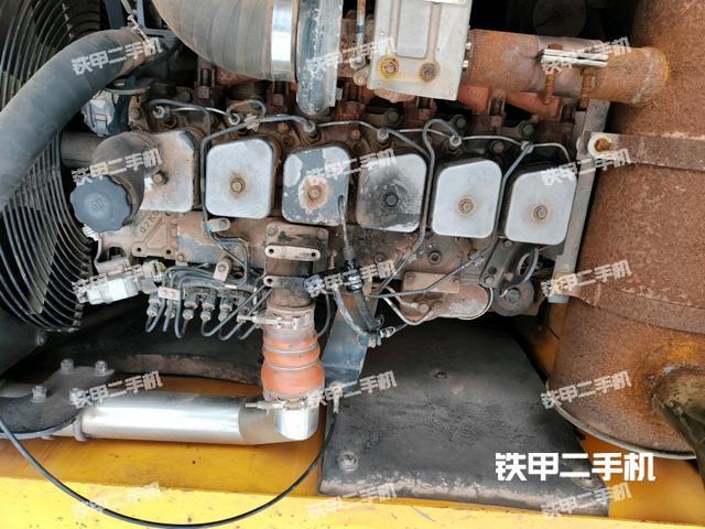 發(fā)動機整體俯視(整機外觀) 發(fā)動機整體俯視(整機外觀)