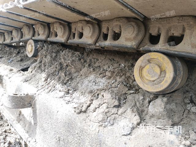 右導(dǎo)向輪（行走機(jī)構(gòu)）