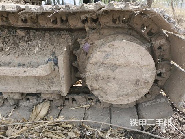 左側(cè)履帶整體?（行走機(jī)構(gòu)）