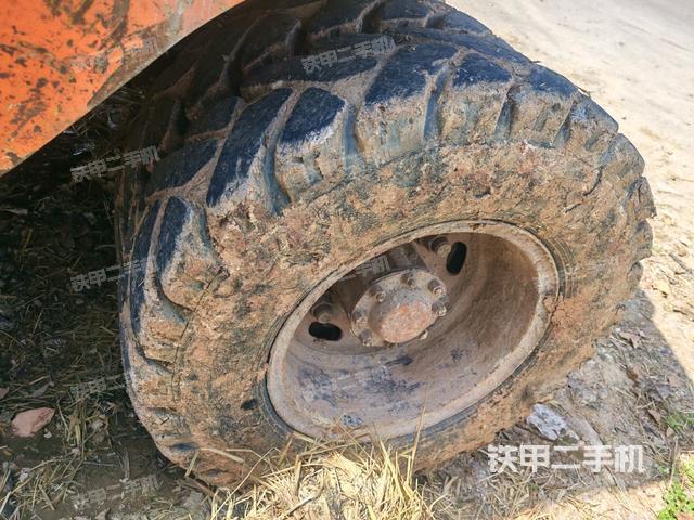 左驅動輪(行走機構) 左驅動輪(行走機構)