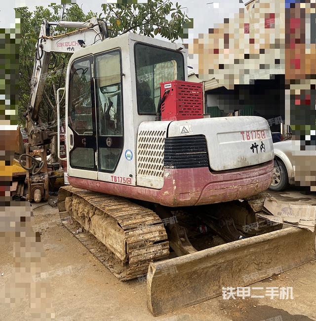 整機右后45°（整機外觀）