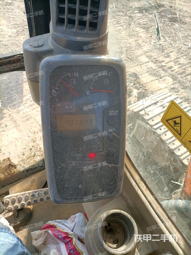 顯示屏?(駕駛室部分) 顯示屏?(駕駛室部分)