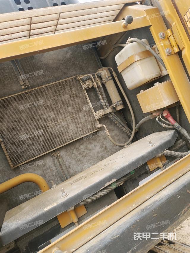 散熱器正面（大件艙室）