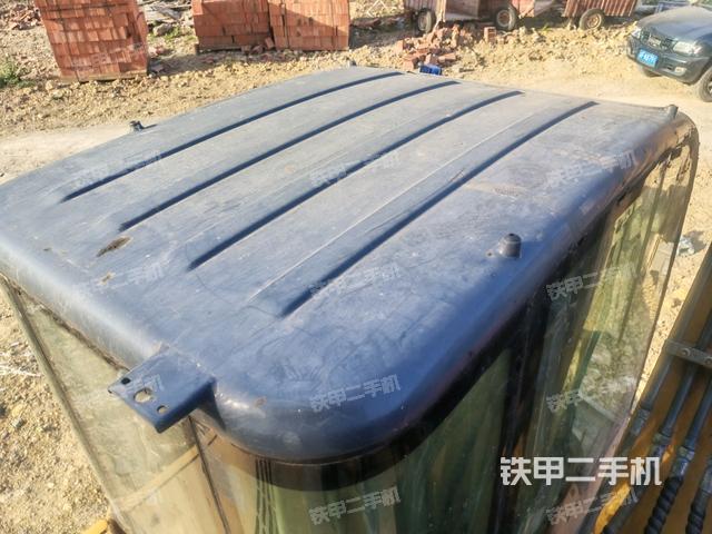 電瓶（大件艙室）