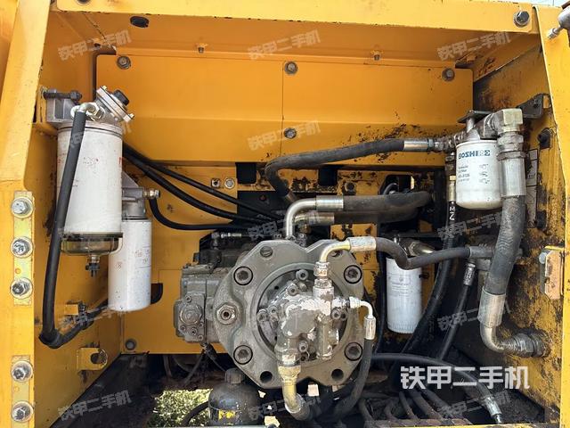 發(fā)動機(jī)整體俯視(整機(jī)外觀) 發(fā)動機(jī)整體俯視(整機(jī)外觀)