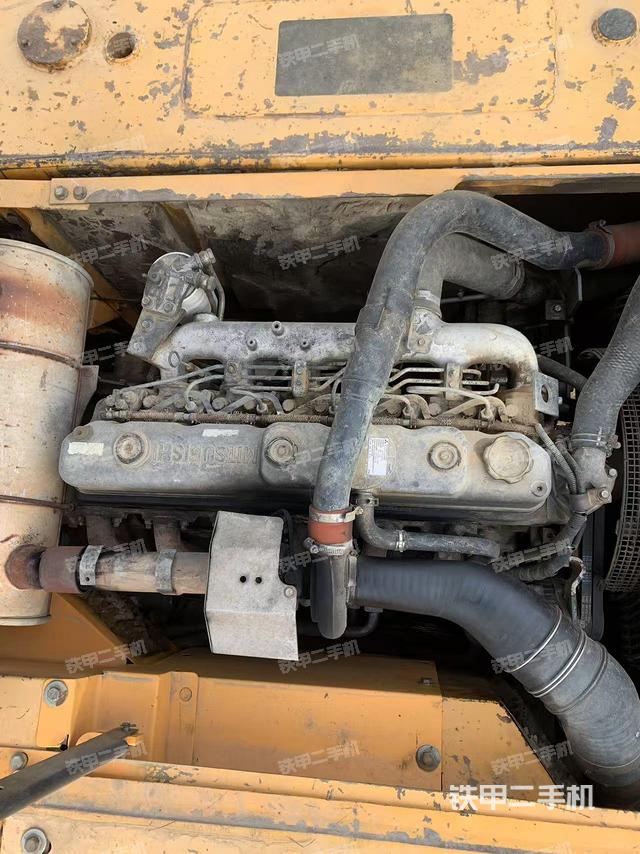 發(fā)動(dòng)機(jī)整體俯視（整機(jī)外觀）