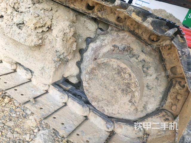 左驅(qū)動(dòng)輪（行走機(jī)構(gòu)）