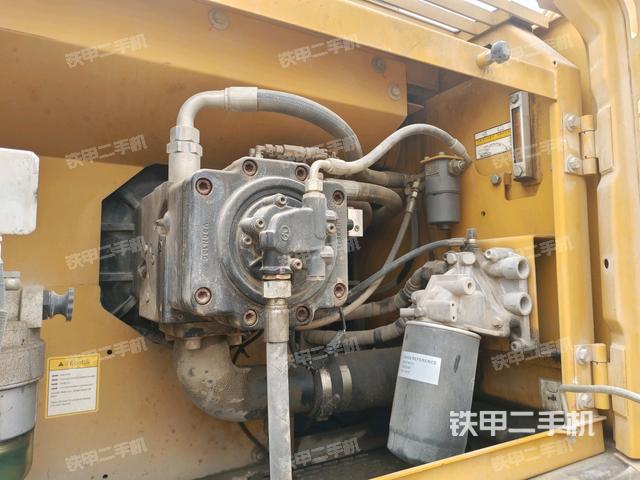 液壓泵室（大件艙室）