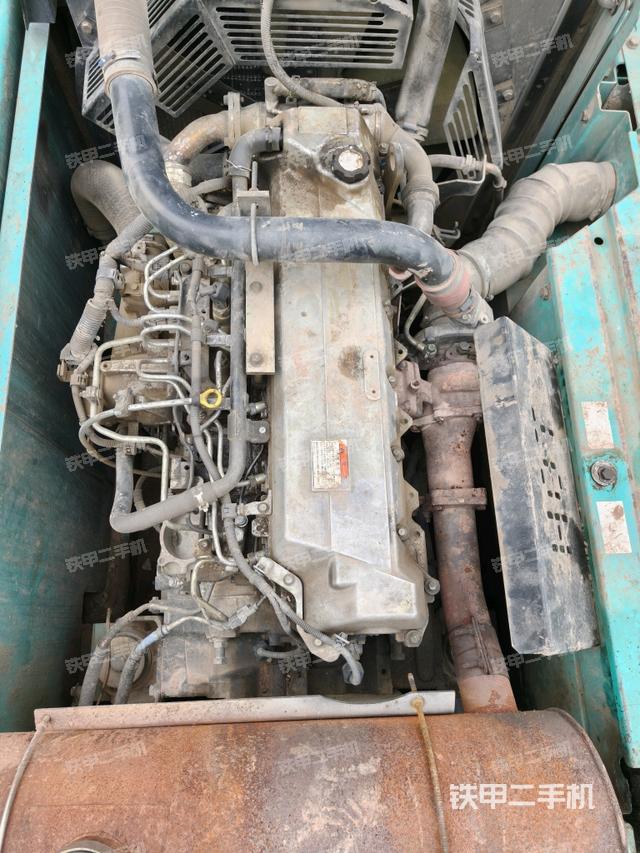 氣門室蓋螺絲特寫（上車部件）