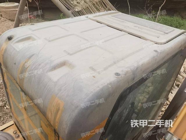 駕駛室頂部（整機(jī)外觀）