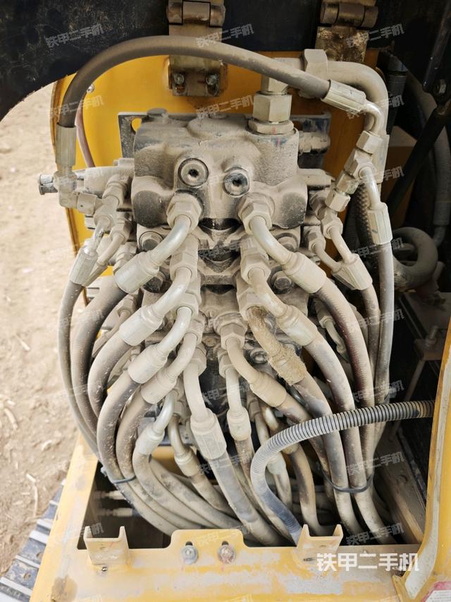 分配閥（上車部件）