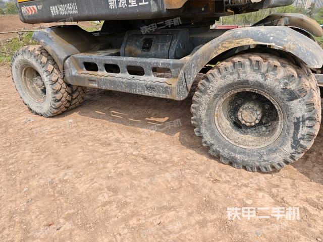 右侧履带整体 （行走机构）