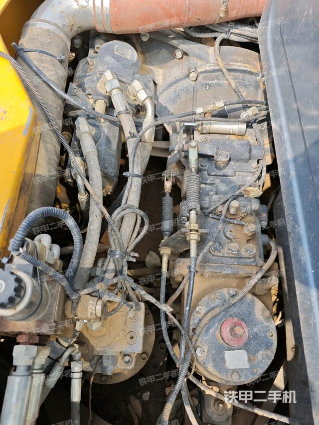 液压泵室（大件舱室）