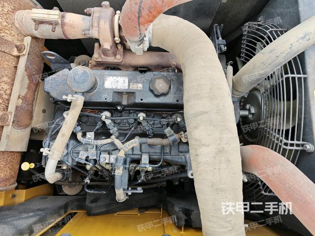 發(fā)動機室(上車部件) 發(fā)動機室(上車部件)