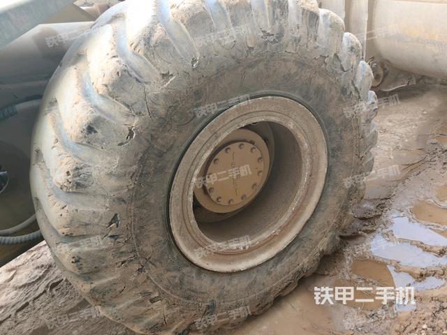 右前輪(行走機(jī)構(gòu)) 右前輪(行走機(jī)構(gòu))