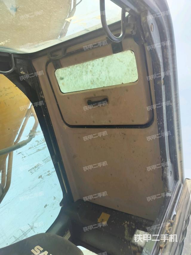 頂棚整體（駕駛室部分）