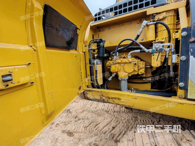 液壓泵斜45?左（大件艙室）