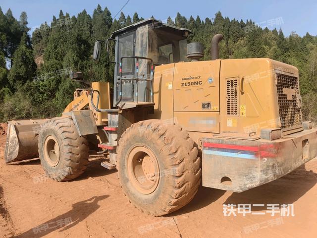 左后45°(整機(jī)外觀) 左后45°(整機(jī)外觀)