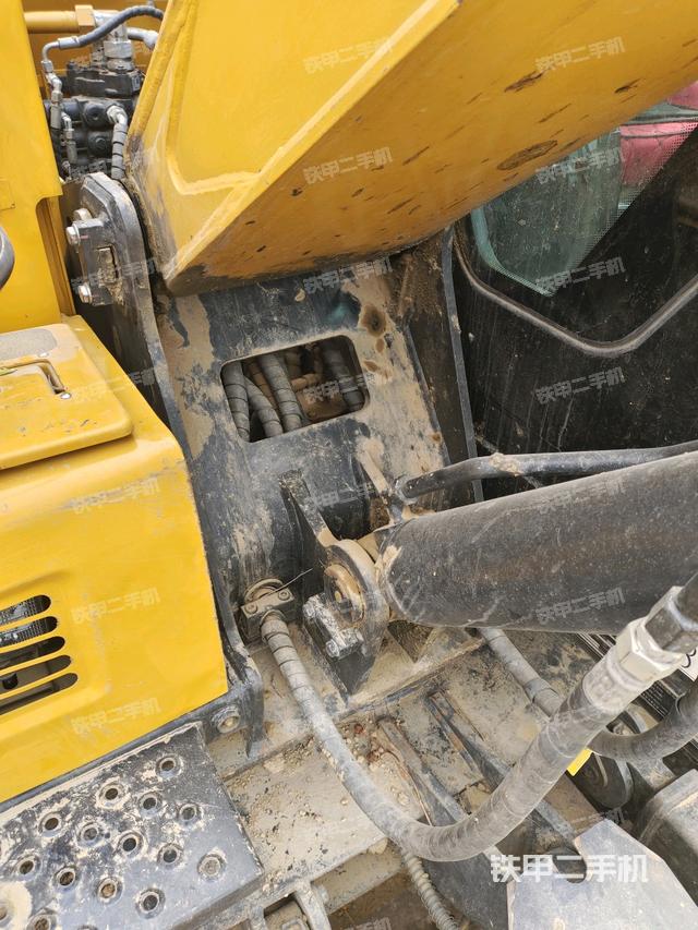 大臂根部?斜（工作和回轉裝置）