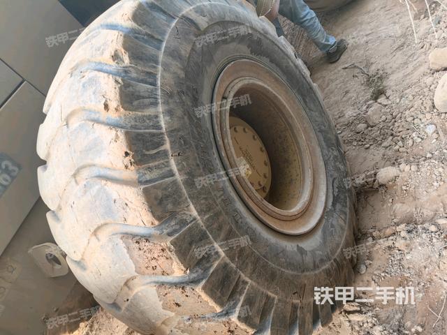 右后輪(行走機(jī)構(gòu)) 右后輪(行走機(jī)構(gòu))
