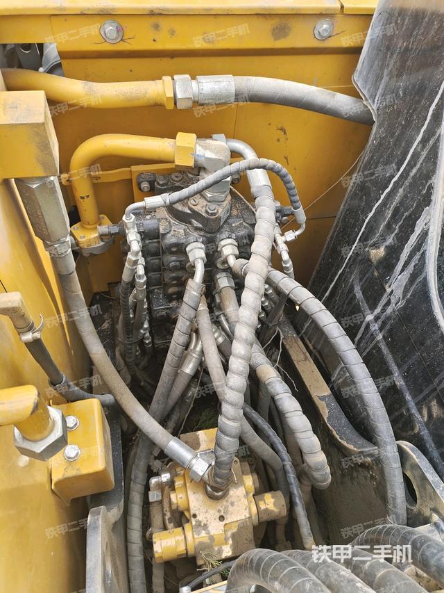 分配閥（上車部件）