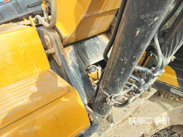 大臂根部?斜視（工作和回轉(zhuǎn)裝置）