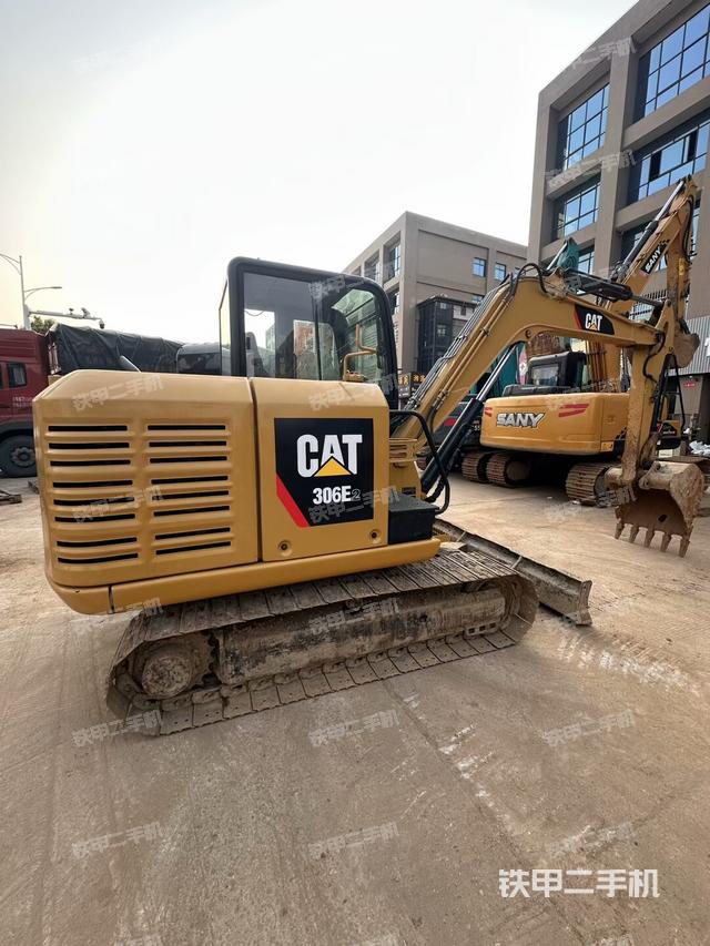 整机右后45°（整机外观）