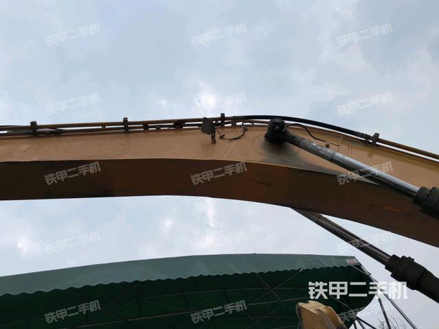 大臂整體?右側(cè)(工作和回轉(zhuǎn)裝置) 大臂整體?右側(cè)(工作和回轉(zhuǎn)裝置)